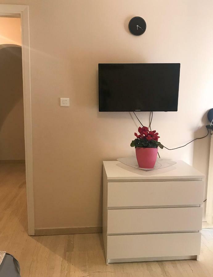 Marina Apartment Artémida Eksteriør bilde