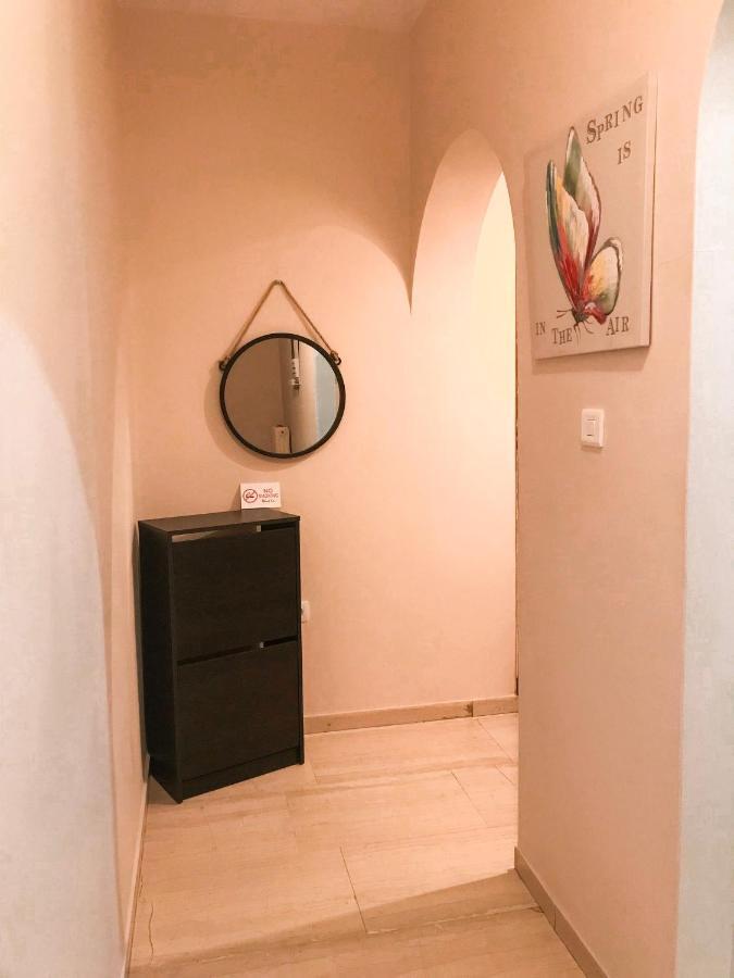 Marina Apartment Artémida Eksteriør bilde